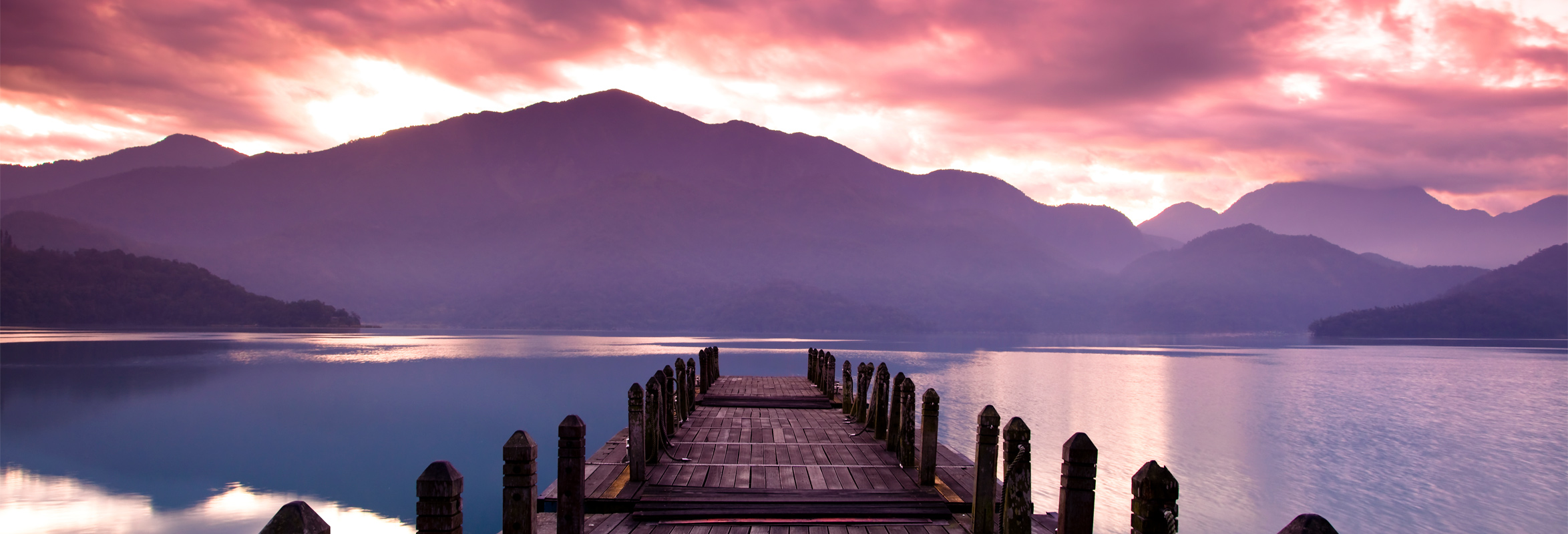 Lake Sunset Background
